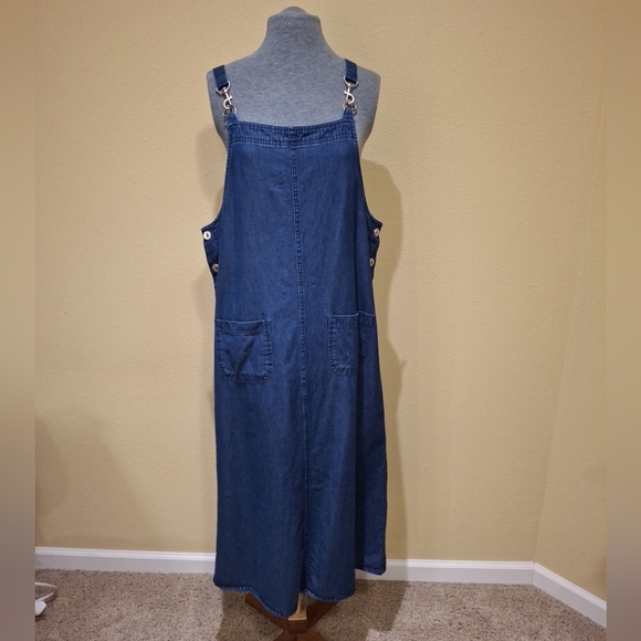 White Stag Dresses & Skirts - 90s Y2K Denim Overalls Dress